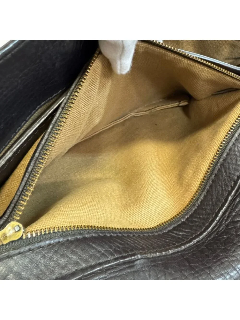 Louis Vuitton Omaha Utah Leather Shoulder Bag Brown